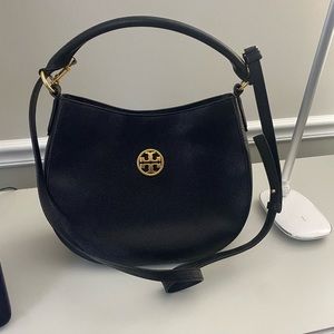 Authentic Tory Burch Hobo Purse Excellent condition!